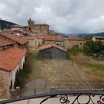 אכסניה Hotel-residencia Alvargonzalez