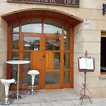 Hotel-residencia Alvargonzalez אכסניה וינואסה