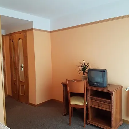 Hotel-residencia Alvargonzalez Хостел *