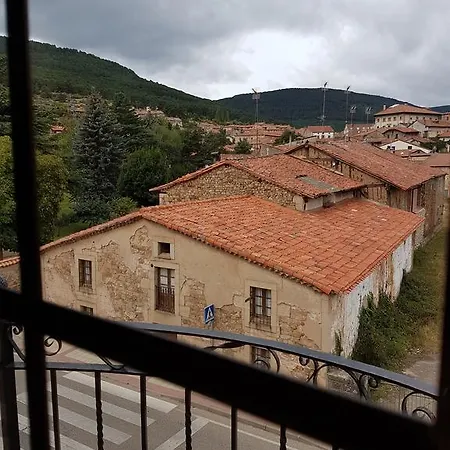 Hotel-residencia Alvargonzalez Хостел Винуэса