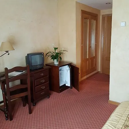 Hotel-residencia Alvargonzalez *