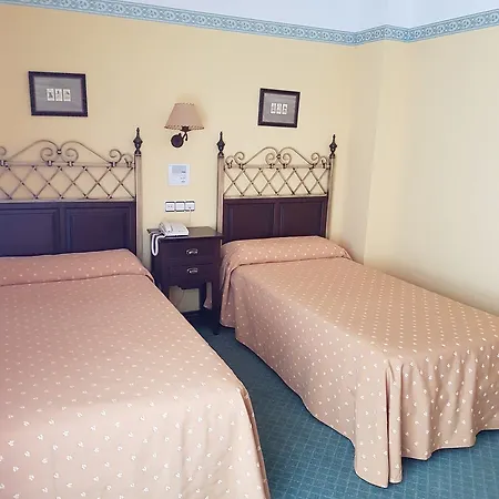 Hostel Hotel-residencia Alvargonzalez