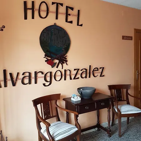 Hotel-residencia Alvargonzalez אכסניה וינואסה