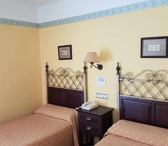 Hostel Hotel-residencia Alvargonzalez *