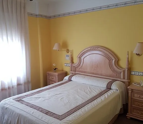 Hotel-residencia Alvargonzalez Hostel