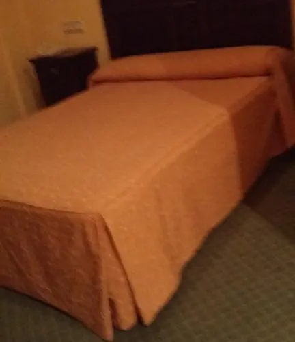 Hotel-residencia Alvargonzalez Hostel Vinuesa