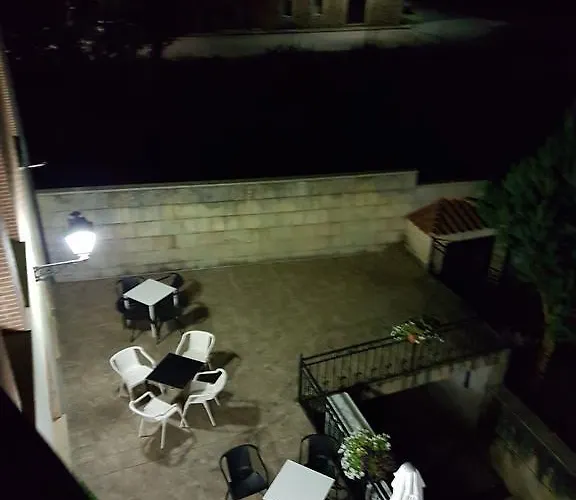 Hotel-residencia Alvargonzalez * Vinuesa