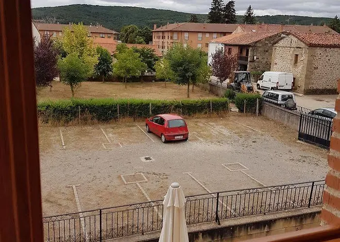 Hotel-residencia Alvargonzalez Hostel Vinuesa